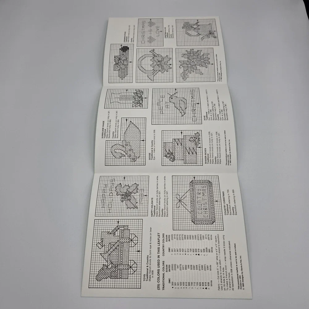 1983 VTG Promotional Pamphlet Mini Holiday Counted Cross Stitch Aida 2.5